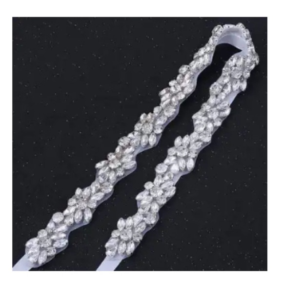 NEW Rhinestone Ribbon - Picture 1 of 1